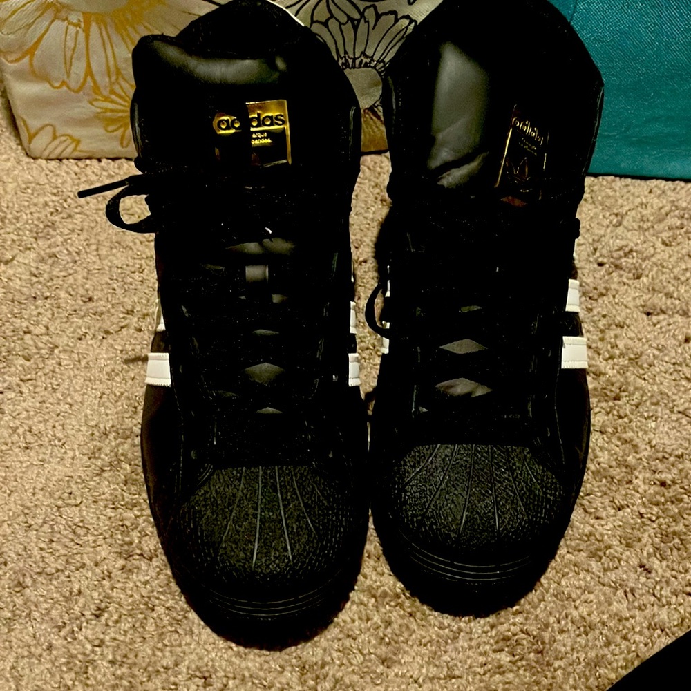 Adidas Pro Model
